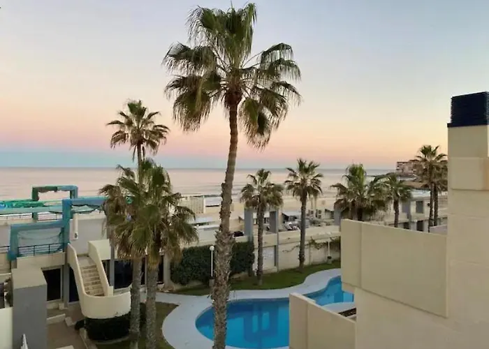 La Mata Primera Línea Playa Apartamento *